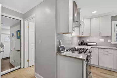 11 Lexington Avenue, Suffern, NY 10901 - Photo 37