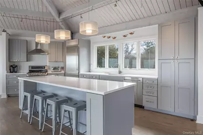 56875 Route 48, Greenport, NY 11944 - Photo 19