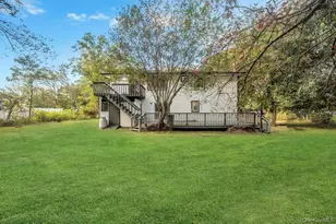 37 Cedar Branch St, Middle Island, NY 11953 - Photo 35