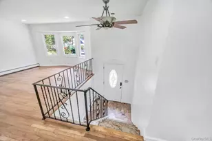 37 Cedar Branch St, Middle Island, NY 11953 - Photo 5