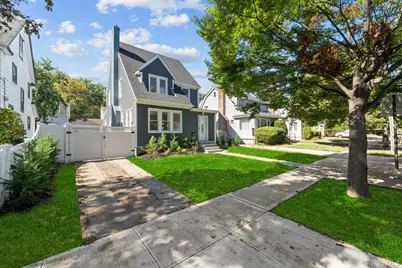 11132 199th Street, Hollis, NY 11412 - Photo 17