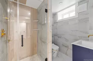 111-32 199th St, Hollis, NY 11412 - Photo 15