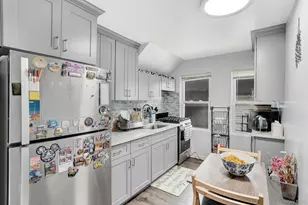 90-41 178th St, Jamaica, NY 11432 - Photo 7