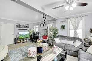 90-41 178th St, Jamaica, NY 11432 - Photo 9