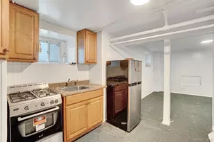 90-41 178th St, Jamaica, NY 11432 - Photo 19