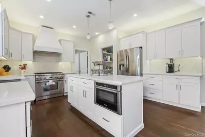 4 Mane Way, Pawling, NY 12564 - Photo 3