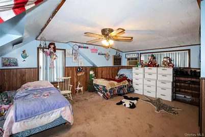 993 Ferngate Drive, Franklin Square, NY 11010 - Photo 19