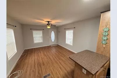 37 Hubbard Avenue #95, Riverhead, NY 11901 - Photo 5