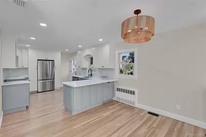 19 Millford Drive, Locust Valley, NY 11560 - Photo 9