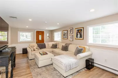 77 Abbott Drive, Huntington, NY 11743 - Photo 5