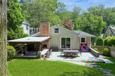 77 Abbott Drive, Huntington, NY 11743 - Photo 21