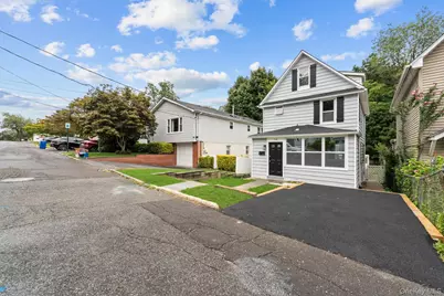 36 N Perkins Avenue, Elmsford, NY 10523 - Photo 17