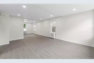 36 N Perkins Avenue, Elmsford, NY 10523 - Photo 7