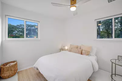 138 W Tiana Road, Hampton Bays, NY 11946 - Photo 11