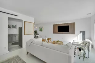 138 W Tiana Rd, Hampton Bays, NY 11946 - Photo 3