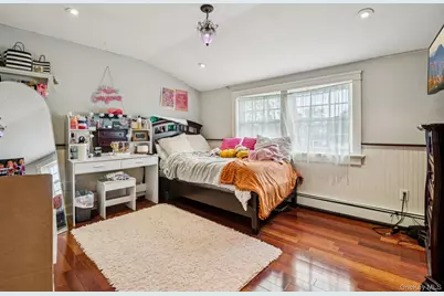 15 Palm Street, Lindenhurst, NY 11757 - Photo 11