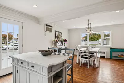 15 Palm Street, Lindenhurst, NY 11757 - Photo 7