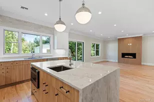 51 Netz Pl, Albertson, NY 11507 - Photo 9