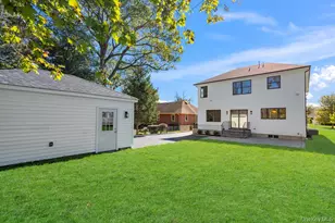 51 Netz Pl, Albertson, NY 11507 - Photo 35