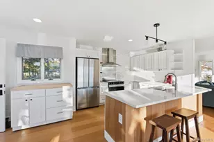 530 Sunset Way, Southold, NY 11971 - Photo 5