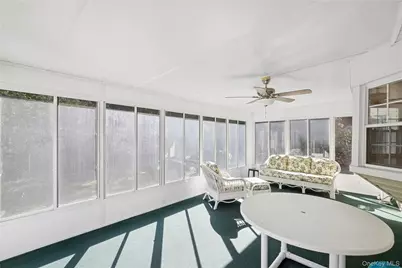 94 Mobrey Lane, Smithtown, NY 11787 - Photo 35