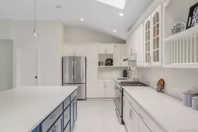 11 Wildwood Road, Ridge, NY 11961 - Photo 7