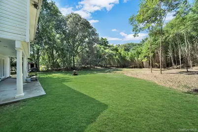 26 Lindner, Smithtown, NY 11787 - Photo 27