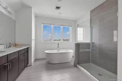 322 Marina Point, East Rockaway, NY 11518 - Photo 19