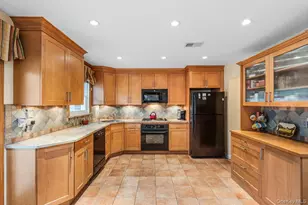 2318 A Corporal Kennedy St, Bayside, NY 11360 - Photo 3