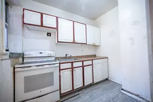 86-10 34th Ave, Jackson Heights, NY 11372 - Photo 9