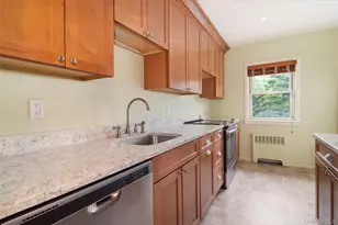 140 N Broadway, Irvington, NY 10533 - Photo 3