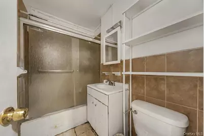 86-16 60th  Ave #2B, Elmhurst, NY 11373 - Photo 9