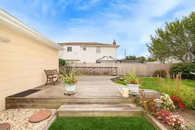 349 Lido Parkway, Lindenhurst, NY 11757 - Photo 19