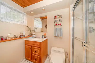 349 Lido Parkway, Lindenhurst, NY 11757 - Photo 17