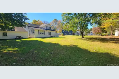 22 Washington Avenue, Highland, NY 12528 - Photo 13