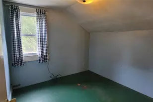 22 Washington Ave, Highland, NY 12528 - Photo 39