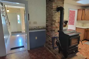 22 Washington Ave, Highland, NY 12528 - Photo 27