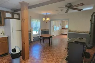 22 Washington Ave, Highland, NY 12528 - Photo 25