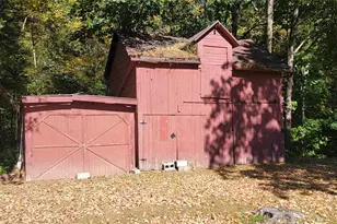 22 Washington Ave, Highland, NY 12528 - Photo 7