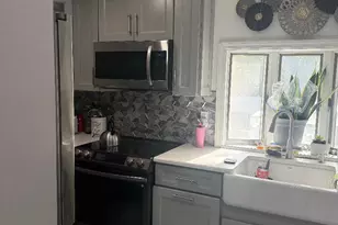 4478 Express Dr S Dr, Ronkonkoma, NY 11779 - Photo 3