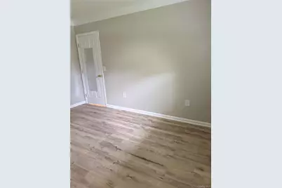 38 Chelsea Drive, Mount Sinai, NY 11766 - Photo 11