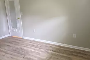 38 Chelsea Dr, Mount Sinai, NY 11766 - Photo 11