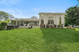 63 Ridge Dr, Plainview, NY 11803 - Photo 41