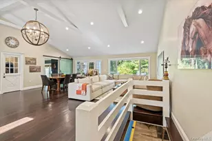 63 Ridge Dr, Plainview, NY 11803 - Photo 17