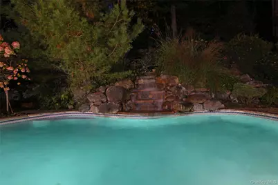 191 Cherry Lane, Airmont, NY 10952 - Photo 43