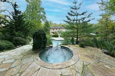 191 Cherry Lane, Airmont, NY 10952 - Photo 33