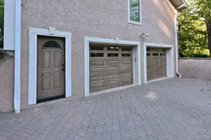 191 Cherry Ln, Airmont, NY 10952 - Photo 5