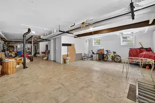 189 Drake Ave, New Rochelle, NY 10805 - Photo 13