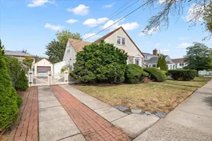 1067 Atlantic Ave, Baldwin, NY 11510 - Photo 25