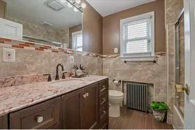 1067 Atlantic Avenue, Baldwin, NY 11510 - Photo 9